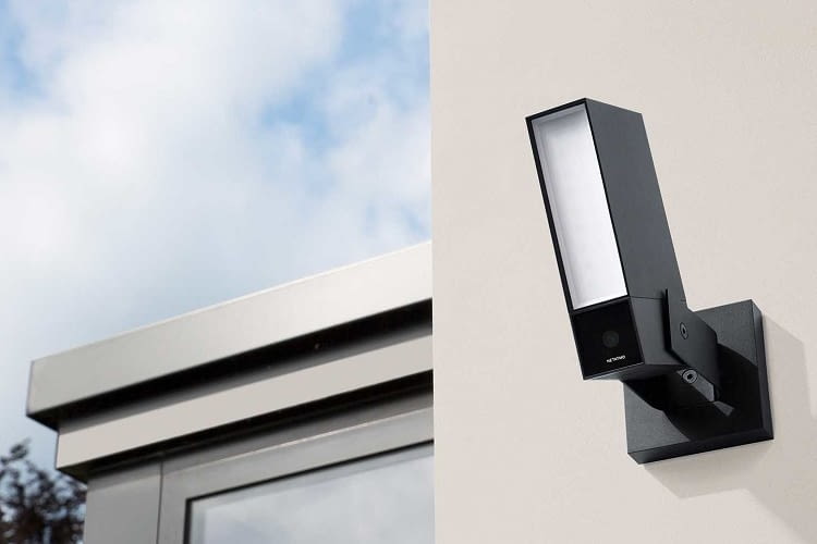 Bosch Smart Home Eyes: Outdoor WLAN-Kamera mit Beleuchtung